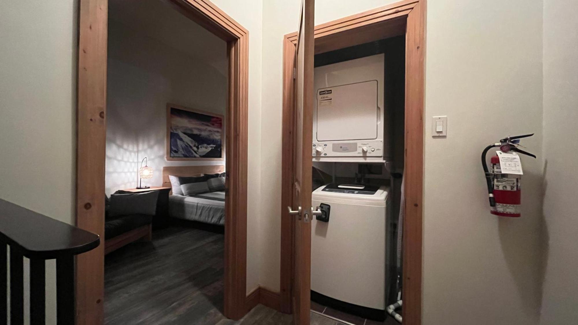 מונט טרמבלאנט Condo Du Bonheur מראה חיצוני תמונה